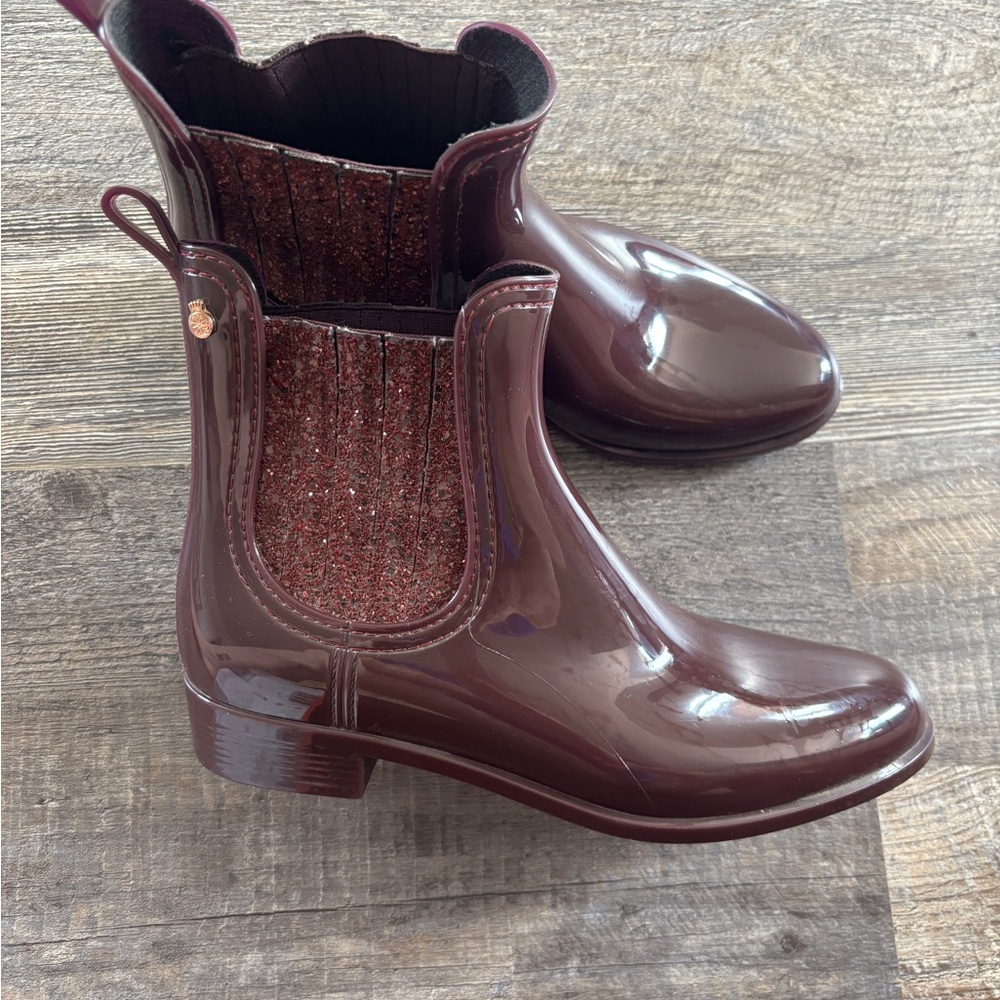 ✨EUC Size 41 Lemon Jelly Merlot Sparkle Glossy Ankle Boots